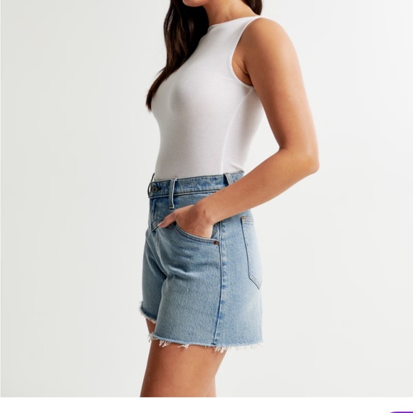 Abercrombie Curve Love High Rise Dad Short - Picture 3 of 7